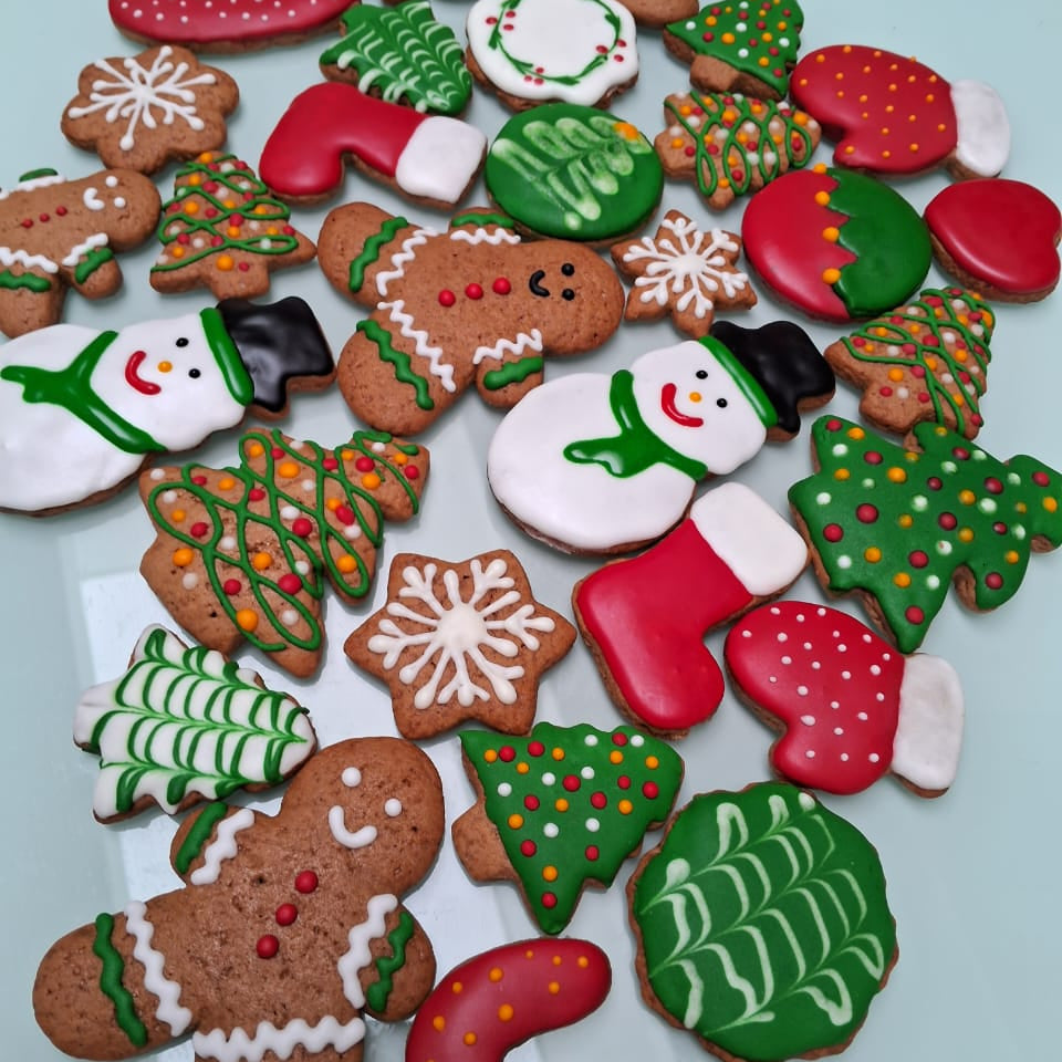 Galletas Navideñas Glaseadas – Jengibre o Mantequilla