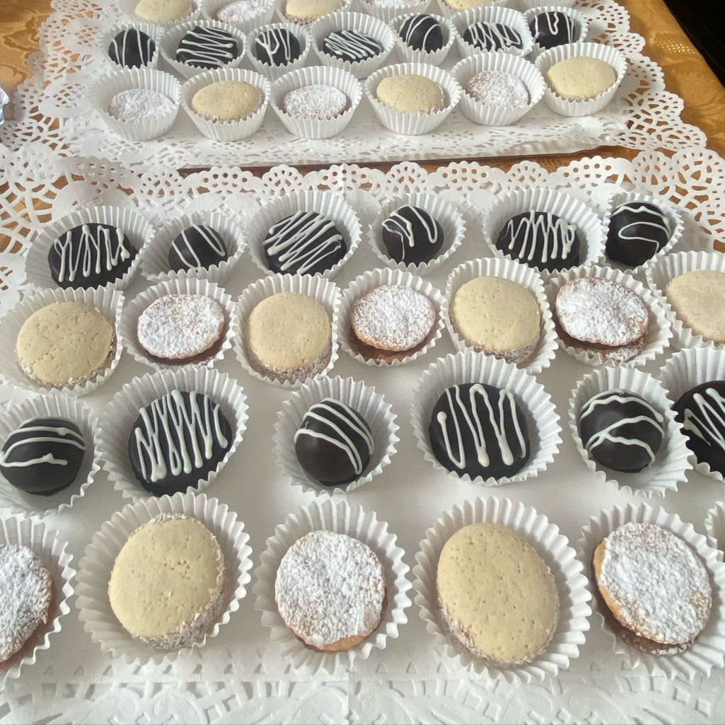 Mini Alfajores de cóctel - Alfajores cubiertos de chocolate